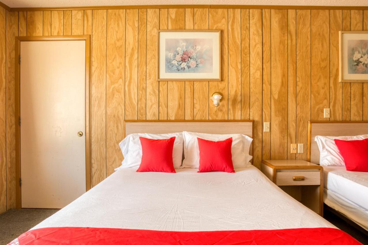 Oyo Hotel Breckenridge Tx Hubbard Creek Lake ภายนอก รูปภาพ