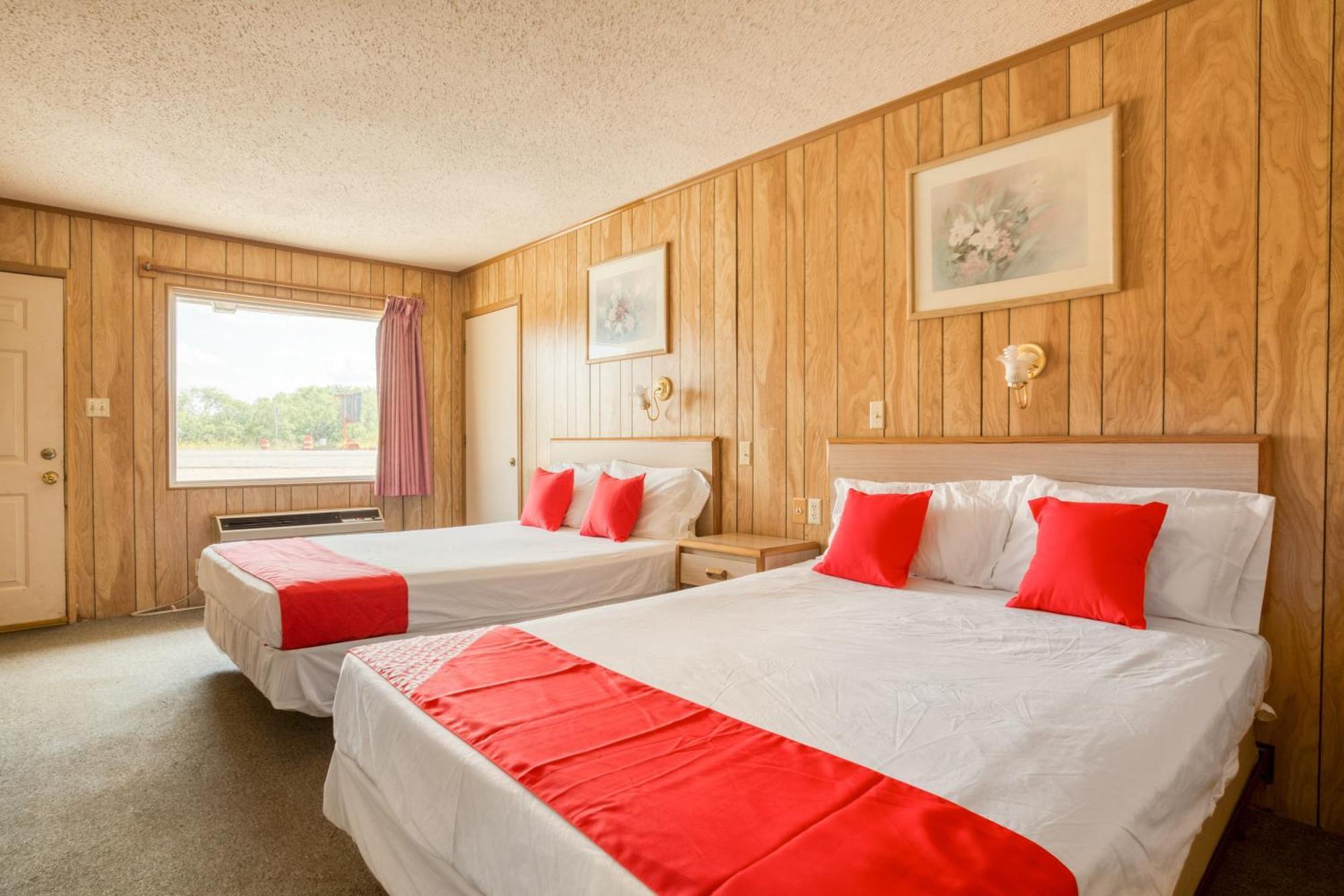 Oyo Hotel Breckenridge Tx Hubbard Creek Lake ภายนอก รูปภาพ