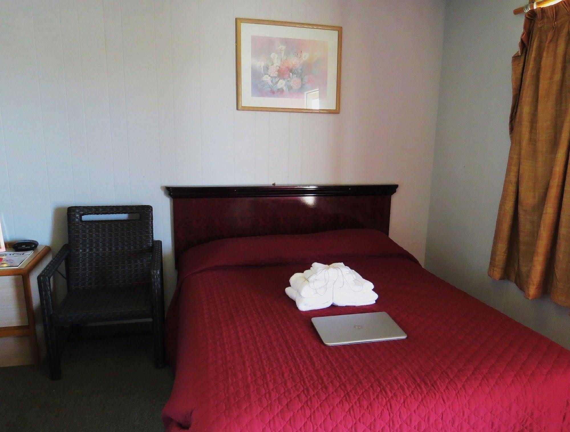 Oyo Hotel Breckenridge Tx Hubbard Creek Lake ภายนอก รูปภาพ