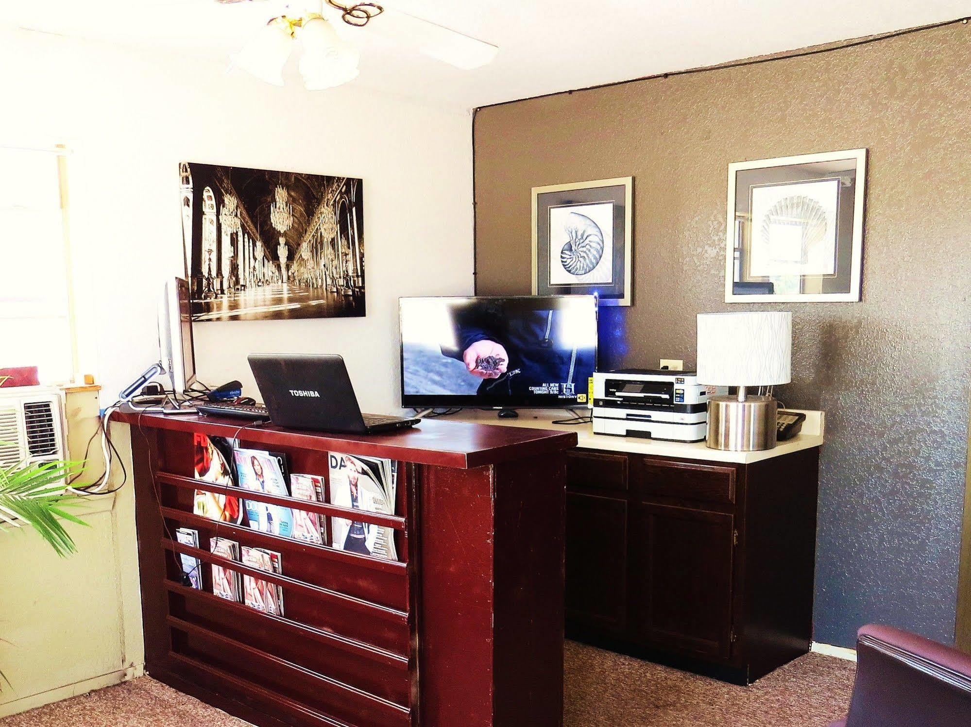 Oyo Hotel Breckenridge Tx Hubbard Creek Lake ภายนอก รูปภาพ